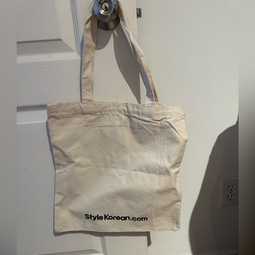 Style Korean Totebag